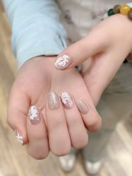 -ALLIE爱丽美甲美睫·专业建构
