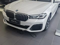 -广州粤之宝宝马4S店(雅瑶店)