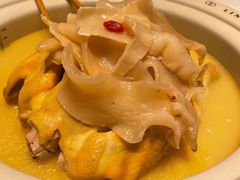 领鲜花胶鸡汤-领鲜天下·焗海鲜·花胶鸡(天目里店)