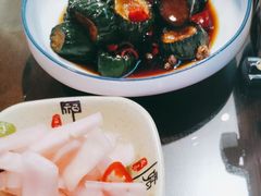 -富正毅三下锅·湘西韵味(天门山索道店)