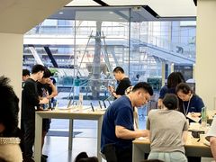 -华为授权体验店(华强北电子广场)