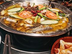 -小饕荟雅安贡椒鱼鲜馆(广福桥店)