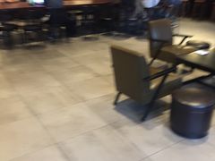 -星巴克(深圳宝安泰华店)