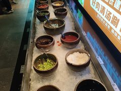 -呷哺呷哺(融创茂店)