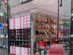 -VENCHI 闻绮(北京国贸商城店)