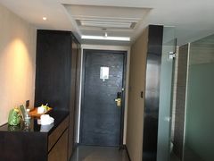 -深圳罗湖东门步行街亚朵X酒店