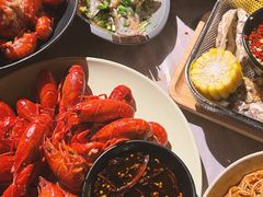 -巴厘龙虾·榜首油焖大虾(音乐学院·沿江酒馆店)