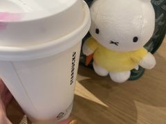 -星巴克臻选(莘庄仲盛店)