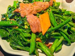 -大头虾越式风味餐厅(光明广场店)