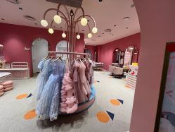 -奈尔宝家庭中心·亲子餐厅(北京东坝万达店)