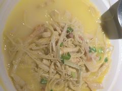 -鸽子侯·家宴·平价海鲜(市图书馆店)