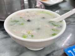皮蛋瘦肉粥-穗银肠粉店(东川路店)