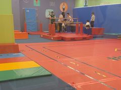 -小小运动馆(浦江店)