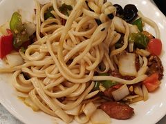 -汗腾格里·风味餐厅(新疆驻京办店)
