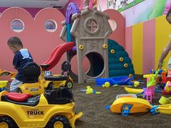 -孩子王童乐园(广州南沙万达店)