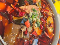 -渝信川菜 · 川味家常菜(财富购物中心店)