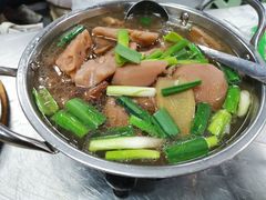 猪弯骨藕汤-小民大排档(光谷店)