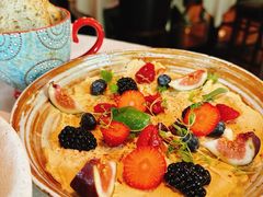 鹅肝慕斯配无花果浆果和核桃-Las Tapas(思南公馆店)