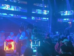 -TOP LIV Night Club 酒吧