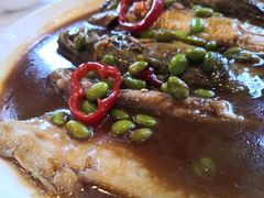 红烧杂鱼-鸿运酒楼