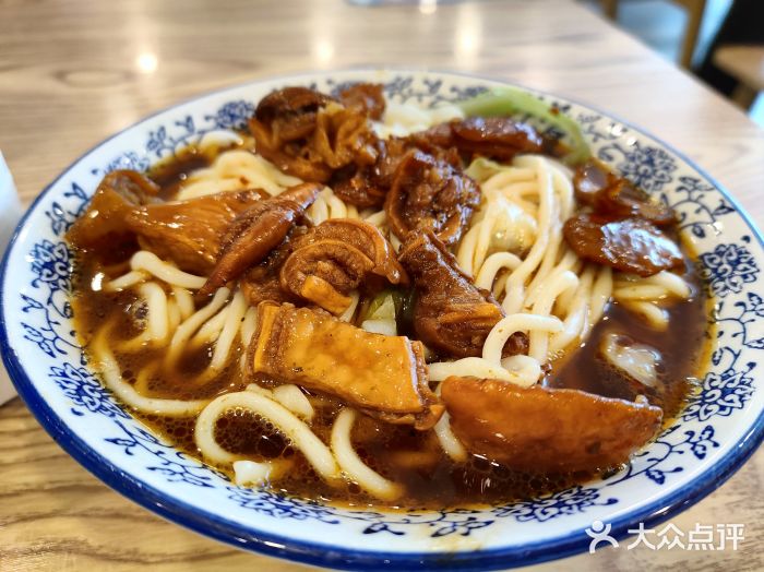 陈记肥肠面馆精品肥肠面图片