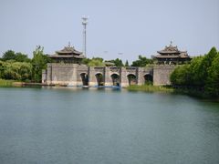-茅山东方盐湖城景区