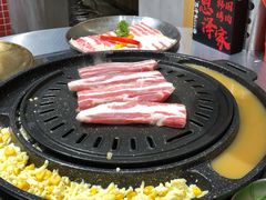 黑五花肉肉-恩泽家·果味坛子韩国炭火烤肉(白石龙店)