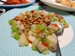 -东豪园林海鲜酒家(南港路辅路店)