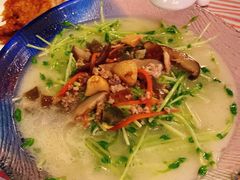上汤豆苗-胡桃里音乐酒馆(海雅缤纷城店)