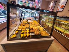 面包甜点陈列柜-巴黎贝甜(万源店)