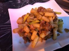 泡藕带炒鸡杂-陈帅夜排档·龙虾·炒菜·烤串(世茂店)