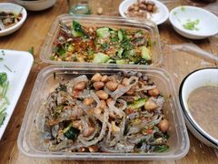 -官塘陈记鱼生·潮汕砂锅粥·牛肉火锅(潮枫路总店)