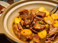 小土豆烧牛腩-青年公社烤鸭(宝杨宝龙广场店)
