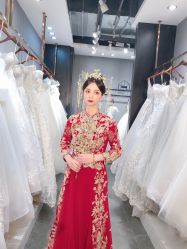 -艾米丽婚纱礼服