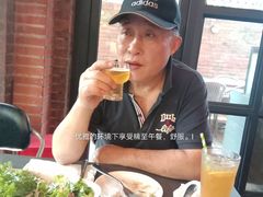 花生巧克力慕斯蛋糕-Boxing Cat Brewery拳击猫精酿啤酒馆(永福店)