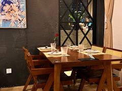 -Mark&Mars Restaurant