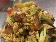 -卢大鲜鱼头捞饭(美利广场店)