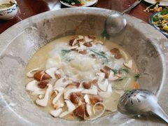 -姚记抚仙湖石锅鱼庄