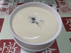 芝麻糊流心燉蛋白-香港華心糖水鋪(南西总店)