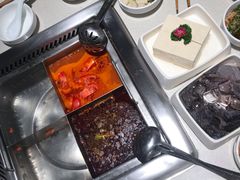 -海底捞火锅鲜切牛肉主题店(长寿路店)