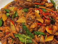 -鲁南仔·滕州炒鸡(经三路店)
