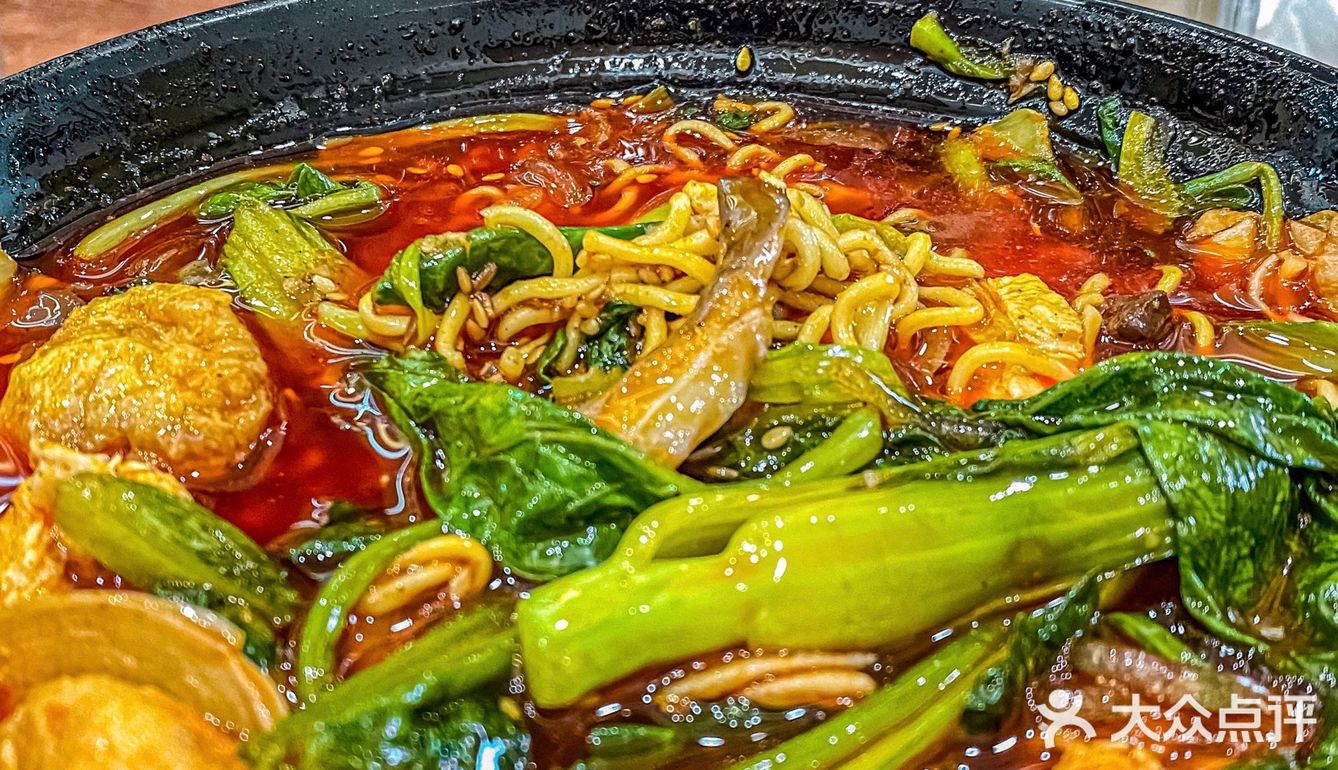 沈阳｜这就是浑南小吃排队王吗⁉️戴记麻辣烫