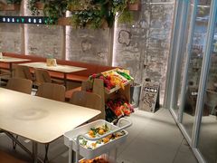 -老乡鸡(上海白玉兰广场店)