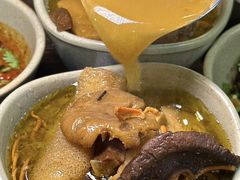 -滇釜火锅·能喝汤的火锅(车公庄店)