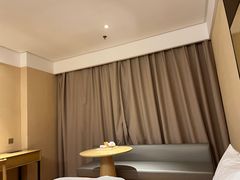 -全季酒店(石家庄裕华东路万达广场店)