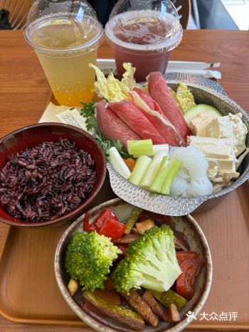来牛油果物语吃顿O探大餐