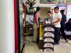 -溢心园香河肉饼总店