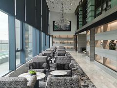 -上海虹桥西郊假日酒店