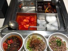 -海底捞火锅鲜切牛肉主题店(长寿路店)