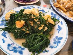 沙葱炒鸡蛋-壹阁胡羊焖饼(特色小吃街店)